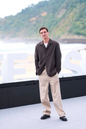 September 26, 2026, Donostia San Sebastian, Euskadi, Spain: Julien Frison attended Le Faux Soir Photocall during 74th San Sebastian International Film Festival at Kursaal Palace on September 26, 2026 in Donostia San Sebastian, Spain Donostia San Sebastian Spain - ZUMAg15_ 20260926_zaf_g15_062 Copyright: xJackxAbuinx
