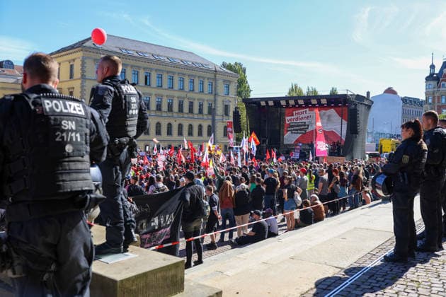 September 26, 2026, Leipzig, Saxony, Germany: Demonstrators participate in an UnkoÂ¼rzbar rally in Leipzig, Germany, on September 26, 2026, protesting cuts to social services and calling for the protection of social welfare and public services. The demonstration brought together protesters carrying banners, placards and flags as they marched through the city. Speakers and participants addressed issues including social welfare, public spending, employment, pensions, healthcare and the future of public services. The rally was part of the UnkoÂ¼rzbar campaign, which mobilizes against cuts to social services and public-sector provision in Germany. Leipzig Germany - ZUMAc291 20260926_zip_c291_006 Copyright: xMariaxCastrox