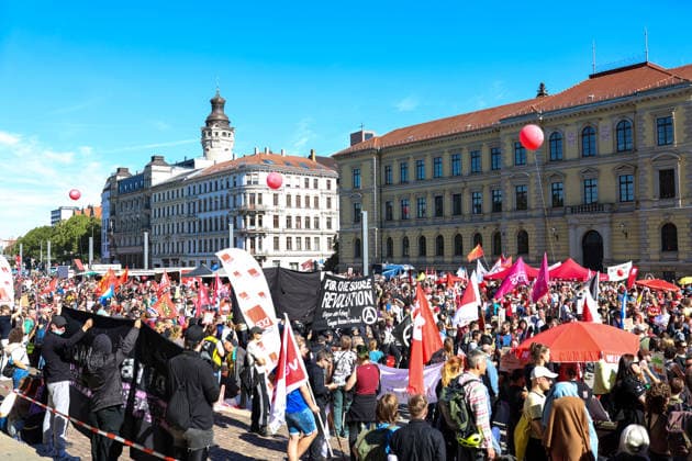 September 26, 2026, Leipzig, Saxony, Germany: Demonstrators take part in a rally in Leipzig, Germany, on September 26, 2026, as part of nationwide trade union-led protests calling for the protection of social welfare, workersÃ¢â‚¬â ¢ rights and social security. Protesters gathered in the city carrying banners, placards and flags, while speakers addressed the crowd about issues including employment, pensions, healthcare and social protection. The demonstration was organized in the context of a nationwide day of action by the German Trade Union Confederation (DGB). The rally brought together workers, trade union members and other participants in central Leipzig Leipzig Germany - ZUMAc291 20260926_zip_c291_014 Copyright: xMariaxCastrox