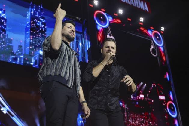 RECORD DATE NOT STATED Ze Neto & Cristiano perform at the Jaguariuna rodeo. jaguariuna (sp), 09 26 2026 rodeo show the duo ze neto & cristiano perform during the jaguariuna rodeo festival, this Saturday morning (26), in jaguariuna, in the interior of Sao Paulo.(Foto: Leco Viana Thenews2 imago images) Ze Neto & Cristiano perform at the Jaguariuna rodeo.  Copyright: xLecoxVianax