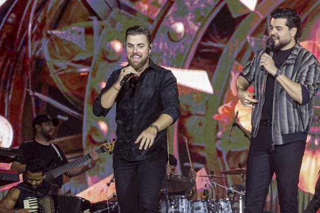 RECORD DATE NOT STATED Ze Neto & Cristiano perform at the Jaguariuna rodeo. jaguariuna (sp), 09 26 2026 rodeo show the duo ze neto & cristiano perform during the jaguariuna rodeo festival, this Saturday morning (26), in jaguariuna, in the interior of Sao Paulo.(Foto: Leco Viana Thenews2 imago images) Ze Neto & Cristiano perform at the Jaguariuna rodeo.  Copyright: xLecoxVianax