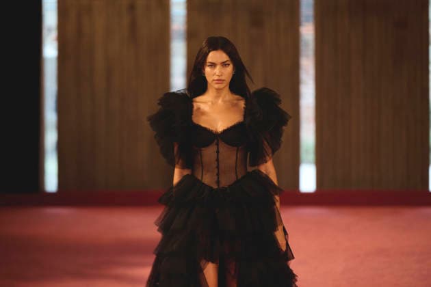 September 26, 2026, Milan, Italy, Italy: IRINA SHAYK on the runway at the Bluemarine fashion show in Milan, September 2026 Milan Italy  - ZUMAg279 20260926_zip_g279_017 Copyright: xAlessandroxGalatolix