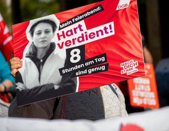 Social protests organized by the DGB EUR, Germany, Berlin, September 26, 2026 There’s Enough for Everyone, and Merz Must Go —posters, banners, and slogans against the federal government’s cuts to social benefits. Cutting Social Benefits —nationwide social protests organized by the DGB and its member unions under the slogan You’ve Earned It: Your Work, Your Health, Your Pension.