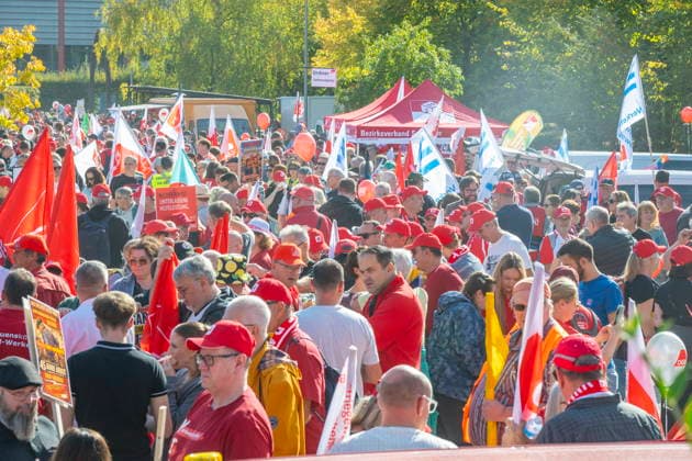 Thousands of demonstrators joined the German Trade Union Federation’s march in Saarbrücken and other cities on Saturday, September 26, 2026. The federal government’s reform agenda is not without controversy among the public. Most recently, the CDU’s historically poor results in the state elections were also bub