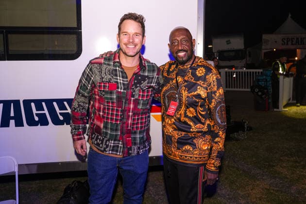 One805Live! benefit concert for first responders. Santa Barbara, Friday 25th September 2026. Motown legends, The Temptations with co-founder and original member Otis Williams meet actor Chris Pratt before hitting the stage at the One805Live! benefit concert with proceeds benefitting first responders of Santa Barbara County. Carpinteria, USA, Friday 25th September 2026., Credit:JERRY PEREZ Jerry Perez - B6464 Avalon  Copyright: xJERRYxPEREZx xJerryxPerezx-xB6464x xAvalonx 1138353701