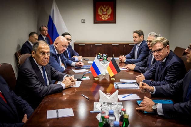 German Foreign Minister Johann Wadephul meets with his Russian counterpart Sergei Lavrov in New York, September 26, 2026. Photographed on behalf of the German Foreign Office, New York, New York Copyright: xDominikxButzmann AAx