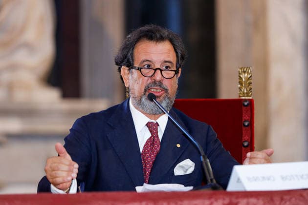 September 26, 2026, Florence, Rome, Italy: Bruno Botticelli during the inauguration of the 34th edition of the BIAF, International Biennial of Antiques, and the presentation of the Golden Lion award. Florence, September 26, 2026 Florence Italy  - ZUMAa289 20260926_zia_a289_126 Copyright: xDexMartinoxTommasox xAgfx