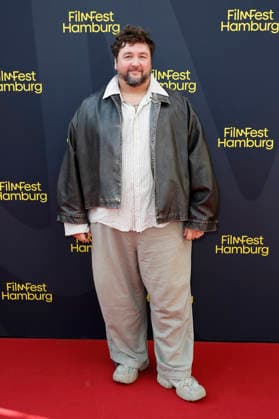 Daniel Zillmann at the premiere of the ZDFneo series *Nine to Five: Das Amt* at the 34th Filmfest Hamburg 2026 at Cinemaxx Dammtor in Hamburg, September 26, 2026 Foto:xC.xTamckex xFuturexImagex amt_6922