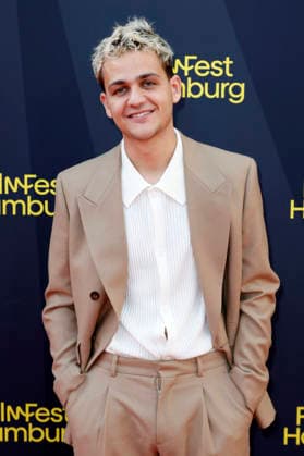 David Ali Rashed at the premiere of the ZDFneo series *Nine to Five: Das Amt* at the 34th Hamburg Film Festival 2026 at Cinemaxx Dammtor in Hamburg, September 26, 2026 Foto:xC.xTamckex xFuturexImagex amt_6930
