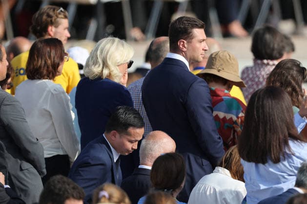 Jordan Bardella, Marine Le Pen: Celebrities at Pope Leo XIV’s grand Mass on Place de la Concorde in Paris on September 26, 2026. Between the Avenue des Champs-Élysées and Place de la Concorde, 700,000 faithful and onlookers, from all corners of the globe, gathered to attend the Mass celebrated by the Holy Father. The apostolic journey, from September 25 to 28, 2026, will continue in Lourdes and Metz. Jacovides Moreau Bestimage Celebrities attending the grand Mass celebrated by Pope Leo XIV at the Place de la Concorde in Paris on September 26, 2026. Between the Avenue des Champs-Élysées and the Place de la Concorde, 700,000 worshippers and onlookers from around the world gathered to attend the Mass celebrated by the Holy Father. The apostol  Copyright: xJACOVIDES-MOREAUx xBESTIMAGExJACOVIDES-MOREAUx xBESTIMAGEx