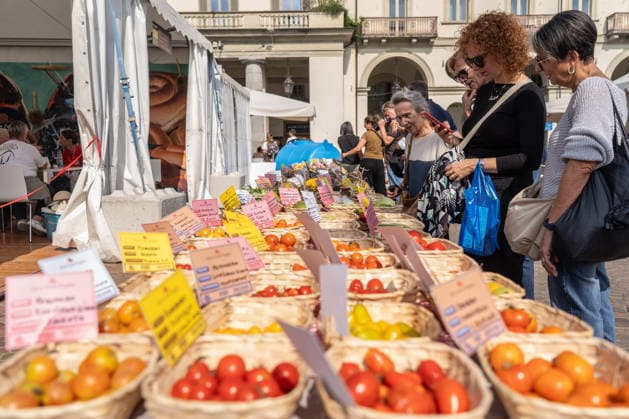 September 26, 2026, Turin, To, Italy: The Terra Madre event, the tasting event organized by Slow Food in the heart of the city. Turin, September 26, 2026 Turin Italy  - ZUMAa289 20260926_zia_a289_186 Copyright: xSelenexDanielex xAgfx
