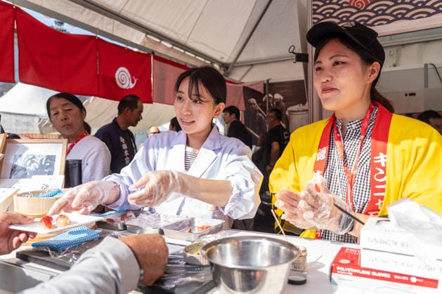 September 26, 2026, Turin, To, Italy: The Terra Madre event, the tasting event organized by Slow Food in the heart of the city. Turin, September 26, 2026 Turin Italy  - ZUMAa289 20260926_zia_a289_205 Copyright: xSelenexDanielex xAgfx