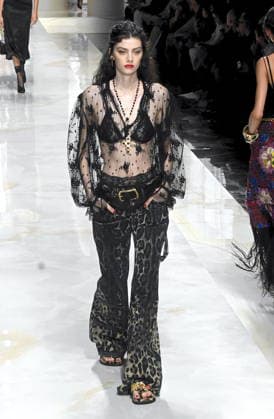 MFW - Dolce & Gabbana Runway Dolce & Gabbana presents its Women s Fashion Show during Milan Women s Fashion Week Spring Summer 2027 in Milan, Italy on September 26, 2026. Photo by Maurizio Maule IPA ABACAPRESS.COM Milan Italy  Copyright: xMaulexMaurizio IPA ABACAx
