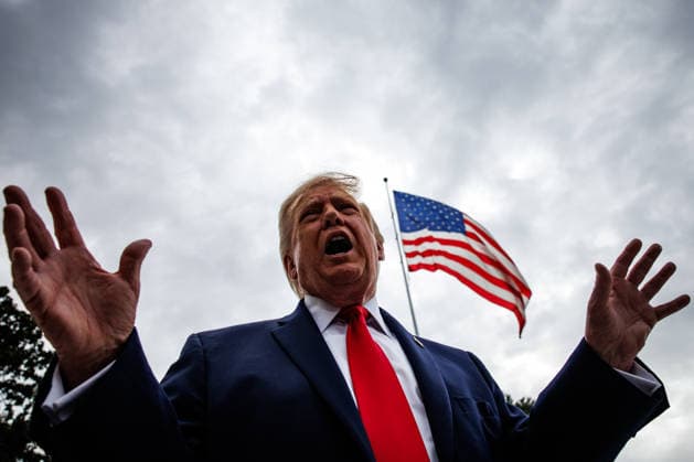 United States President Donald Trump speaks to members of the press before departing from the new South Lawn helipad in Marine One at the White House on September 26, 2026 in Washington, D.C. Trump is heading to Knoxville, Tennessee where he will be attending the University of Tennessee vs. University of Texas College Football game. Copyright: xSamuelxCorumx xPoolxviaxCNPx MediaPunchx