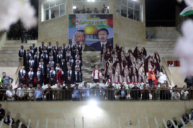 Mass Wedding Brings Together 44 Couples in Dura Brides and grooms take part in a mass wedding ceremony for 44 couples in Dura, near the West Bank city of Hebron, on September 26, 2026. Thousands of family members, residents and friends attended the celebration to mark the weddings. Photo by Mamoun Wazwaz apaimages Hebron West Bank Palestinian Territory 260926_Hebron_MW_1_00(34) Copyright: xapaimagesxMamounxWazwazx xapaimagesx