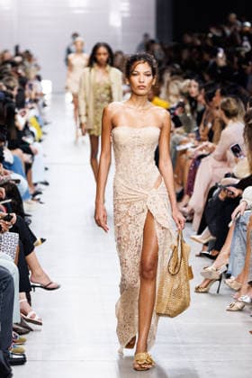 IPA89005118 - Milan, Milan Women™s Fashion Week Spring Summer 2027 - Women™s Fashion, Spring Summer 2027 - Ermanno Scervino fashion show - pictured on the runway: a model.  Copyright: xCinziaxCamelax xx IPA89005118