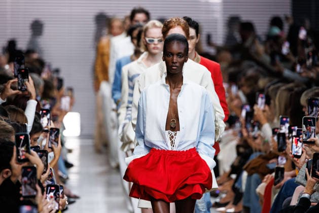 IPA89005332 - Milan, Milan Women™s Fashion Week Spring Summer 2027 - Women™s Fashion, Spring Summer 2027 - Ermanno Scervino fashion show - pictured on the runway: a model.  Copyright: xCinziaxCamelax xx IPA89005332