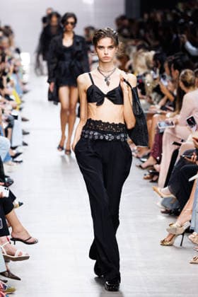 IPA89005298 - Milan, Milan Women™s Fashion Week Spring Summer 2027 - Women™s Fashion, Spring Summer 2027 - Ermanno Scervino fashion show - pictured on the runway: a model.  Copyright: xCinziaxCamelax xx IPA89005298
