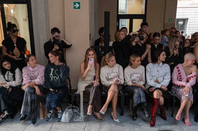 IPA89006259 - Milan, Milan Women™s Fashion Week Spring Summer 2027 - Women™s Fashion, Spring Summer 2027 - Marco Rambaldi fashion show - front row Pictured: Chiara Ferragni, Valentina Ferragni, Veronica Ferraro, Giulia Salemi, Natalia Paragoni  Copyright: xRiccardoxGIordanox xRiccardoxGiordano IPAx IPA89006259