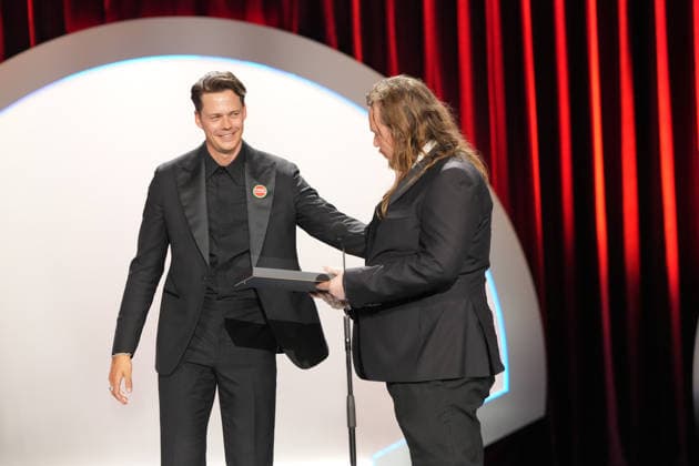 Closing Gala of the San Sebastián Film Festival Cinematographer Oskar Dahlsbakken and actor Bill Skarsgard during the closing gala of the San Sebastián Film Festival at the Victoria Eugenia Theater on September 26, 2026, in San Sebastián, Guipúzcoa, Basque Country, Spain. The festival held its 74th edition from September 18 to 26, 2026. This year, it screened a total of 263 films from 47 countries, and it also marked José Luis Rebordinos’s final edition as director, after 16 years at the helm of the festival. SEPTEMBER 26, 2026 Spain Copyright: xUnanuex 7803009