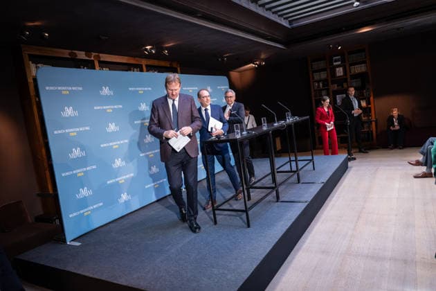 Jim O’Callaghan, Minister for the Interior of the Republic of Ireland and President of the EU Council, Alexander Dobrindt, German Federal Minister of the Interior, Magnus Brunner, EU Commissioner for Home Affairs and Migration (from left) delivering the opening remarks at the 2nd Munich Migration Meeting—a gathering of European ministers on the implementation of