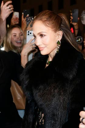 MFW Spring Summer 2027 Dolce & Gabbana dinner arrival MP MILAN, ITALY - SEPTEMBER 26: Jennifer Lopez arrives to Dolce and Gabbana after party during the Milan Fashion Week - Womenswear Spring Summer 2027 on September 24, 2026 in Milan, Italy. Photo by Marco Piovanotto Abacapress.com Milan Italy  Copyright: xPiovanottoxMarco ABACAx
