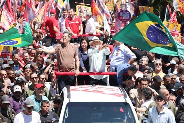 Lula goes for a walk in the east side of Sao Paulo. Sao Paulo, SP. 09 26 2026 - Elections 2026 - President and candidate for re-election for the PT, Luiz Inacio Lula da Silva, participates in a walk with supporters alongside Vice-President and candidate Geraldo Alckmin (PSB), candidate for governor of Sao Paulo, Fernando Haddad (PT), and candidates for the Senate, Simone Tebet (PSB) and Marina Silva (Rede), in the center of Sao Miguel Paulista, east zone of Sao Paulo, this Saturday, September 26, 2026.(Foto: Marina Uezima Brazil Photo Press Brazil Photo Press) INTERNATIONAL Sao Paulo Sao Paulo Brasil Copyright: xMarinaxUezimax