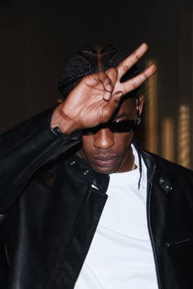 IPA89011580 - Milan, Celebrity sightings during Milan Fashion Week: Women s Collection Spring Summer 2027 - Women s Fashion, Spring Summer 2027. Pictured: Travis Scott (American rapper) leaving the Armani Hotel on his way to the Bottega Veneta fashion show  Copyright: xAlessandroxBremecx xx IPA89011580