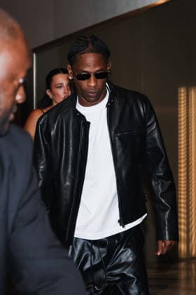 IPA89011582 - Milan, Celebrity sightings during Milan Fashion Week Women s Collection Spring Summer 2027 - Women s Fashion, Spring Summer 2027. Pictured: Travis Scott (American rapper) leaving the Armani Hotel on his way to the Bottega Veneta fashion show  Copyright: xAlessandroxBremecx xx IPA89011582