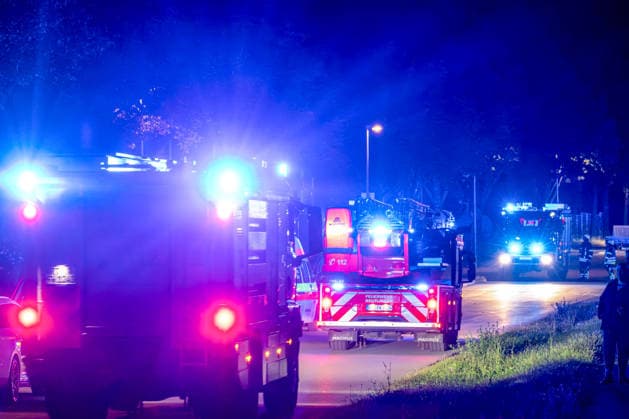 Flames Leaping from Equestrian Facility: Major Fire Near Tübingen-Pfrondorf; Large-Scale Operation on Saturday Evening in Tübingen-Pfrondorf An agric Copyright: x xonw-imagesx xDanielxKesslerx
