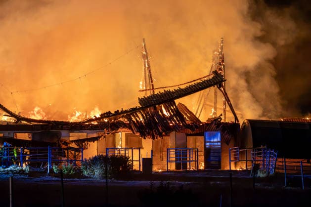 Flames Leaping from Equestrian Facility: Major Fire Near Tübingen-Pfrondorf; Large-Scale Operation on Saturday Evening in Tübingen-Pfrondorf An agric Copyright: x xonw-imagesx xDanielxKesslerx