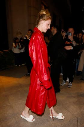 MFW Spring Summer 2027 Bottega Veneta leaving MP MILAN, ITALY - SEPTEMBER 26: Audrey Hobert leaves her hotel to attending Bottega Veneta fashion show during the Milan Fashion Week - Womenswear Spring Summer 2027 on September 24, 2026 in Milan, Italy. Photo by Marco Piovanotto Abacapress.com Milan Italy  Copyright: xPiovanottoxMarco ABACAx