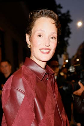MFW Spring Summer 2027 Bottega Veneta leaving MP MILAN, ITALY - SEPTEMBER 26: Vicky Krieps leaves her hotel to attending Bottega Veneta fashion show during the Milan Fashion Week - Womenswear Spring Summer 2027 on September 24, 2026 in Milan, Italy. Photo by Marco Piovanotto Abacapress.com Milan Italy  Copyright: xPiovanottoxMarco ABACAx