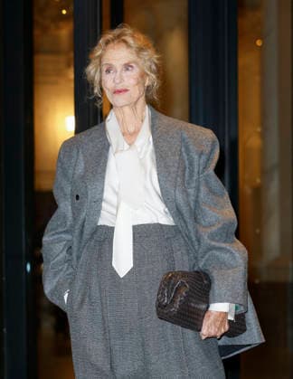 MFW Spring Summer 2027 Bottega Veneta leaving MP MILAN, ITALY - SEPTEMBER 26: Lauren Hutton leaves her hotel to attending Bottega Veneta fashion show during the Milan Fashion Week - Womenswear Spring Summer 2027 on September 24, 2026 in Milan, Italy. Photo by Marco Piovanotto Abacapress.com Milan Italy  Copyright: xPiovanottoxMarco ABACAx