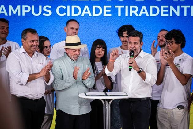 RECORD DATE NOT STATED Presidente Lula visita obra do instituto federal da cidade tiradentes SoO PAULO (SP) September 26, 2026 POLITICS President and presidential candidate Luiz Inacio Lula da Silva visits the construction site of the Federal Institute of Cidade Tiradentes (IFSP) in Sao Paulo this Saturday afternoon (26). IMAGO Felipe Correia Sao Paulo Brasil Copyright: xFelipexCorreiax
