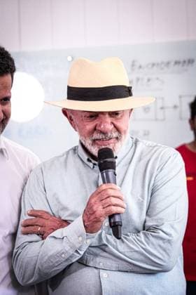 RECORD DATE NOT STATED Presidente Lula visita obra do instituto federal da cidade tiradentes SoO PAULO (SP) September 26, 2026 POLITICS President and presidential candidate Luiz Inacio Lula da Silva visits the construction site of the Federal Institute of Cidade Tiradentes (IFSP) in Sao Paulo this Saturday afternoon (26). IMAGO Felipe Correia Sao Paulo Brasil Copyright: xFelipexCorreiax