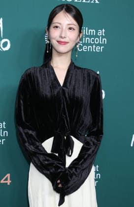 NEW YORK, NY - SEPTEMBER 26: Minami Hamabe at the Godzilla Minus Zero Red Carpet during the 64th New York Film Festival at Alice Tully Hall, Lincoln Center on September 26, 2026 in New York City. Copyright: xRWx