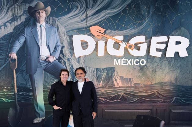 September 26, 2026, Mexico City, Mexico: US actor TOM CRUISE and Mexican director ALEJANDRO GONZALEZ INARRITU took part in the Digger photocall in Mexico City as part of the films promotional activities. The film marks the first collaboration between Cruise and Inarritu. Mexico City Mexico - ZUMAl178 20260926_znp_l178_006 Copyright: xCristianxLeyvax