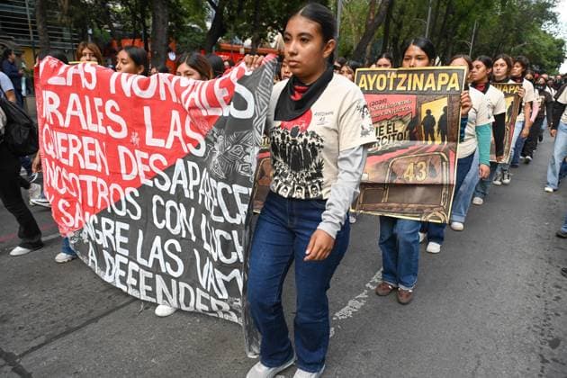 September 26, 2026: TO-45252-MEXICO , September 26, 2026. Parents of the 43 missing students from Ayotzinapa, joined by activist groups and members of civil society, marched along the Mexican capital& 039;s main avenues to demand that the government investigate the whereabouts of the students from the Isidro Burgos rural school in Iguala, Guerrero. Today in Mexico City. Clasos.com.mx - ZUMAcs4_ 20260926_faa_cs4_087 Copyright: xJavierxLiraxOterox