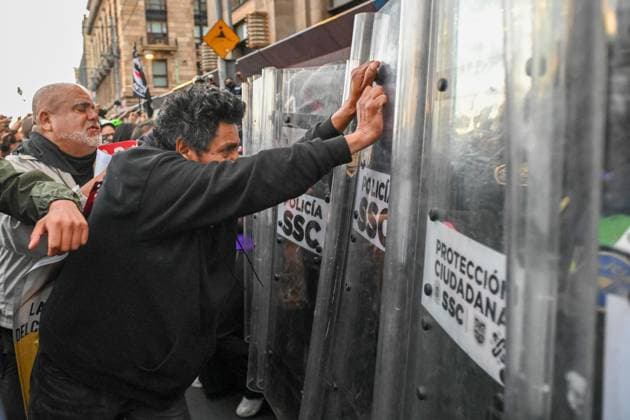September 26, 2026: TO-45252-MEXICO , September 26, 2026. Parents of the 43 missing students from Ayotzinapa, joined by activist groups and members of civil society, marched along the Mexican capital& 039;s main avenues to demand that the government investigate the whereabouts of the students from the Isidro Burgos rural school in Iguala, Guerrero. Today in Mexico City. Clasos.com.mx - ZUMAcs4_ 20260926_faa_cs4_074 Copyright: xJavierxLiraxOterox