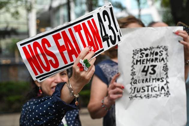 September 26, 2026: TO-45252-MEXICO , September 26, 2026. Parents of the 43 missing students from Ayotzinapa, joined by activist groups and members of civil society, marched along the Mexican capital& 039;s main avenues to demand that the government investigate the whereabouts of the students from the Isidro Burgos rural school in Iguala, Guerrero. Today in Mexico City. Clasos.com.mx - ZUMAcs4_ 20260926_faa_cs4_054 Copyright: xJavierxLiraxOterox