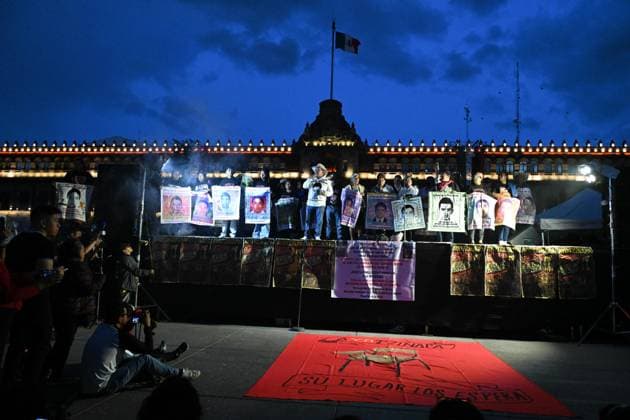 September 26, 2026: TO-45252-MEXICO , September 26, 2026. Parents of the 43 missing students from Ayotzinapa, joined by activist groups and members of civil society, marched along the Mexican capital& 039;s main avenues to demand that the government investigate the whereabouts of the students from the Isidro Burgos rural school in Iguala, Guerrero. Today in Mexico City. Clasos.com.mx - ZUMAcs4_ 20260926_faa_cs4_049 Copyright: xJavierxLiraxOterox