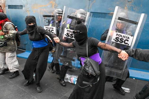 September 26, 2026: TO-45252-MEXICO , September 26, 2026. Parents of the 43 missing students from Ayotzinapa, joined by activist groups and members of civil society, marched along the Mexican capital& 039;s main avenues to demand that the government investigate the whereabouts of the students from the Isidro Burgos rural school in Iguala, Guerrero. Today in Mexico City. Clasos.com.mx - ZUMAcs4_ 20260926_faa_cs4_026 Copyright: xJavierxLiraxOterox