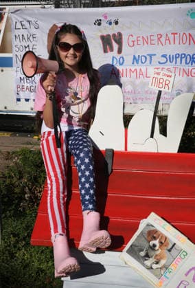 September 26, 2026, Huntingdon, United Kingdom: Young protester Isabelle Keane (11) protests outside MBR Acres main gate during the demonstration. Save The Dogs UK march to end animal testing culminating in a rally at MBR Acres in Huntingdon. The facility produces beagle puppies for the vivisection industry. The march to MBR Acres was held at the same time as a two-week march by animal activists in the USA arrived at Marshall BioResources in New York. Both sets of activists claim ™Two Countries, Two Marches. One Shared Message™ The protesters insist both Marshall BioResourses and MBR Acres are closed and demand a future beyond animal testing. Huntingdon United Kingdom - ZUMAs197 20260926_aaa_s197_448 Copyright: xMartinxPopex