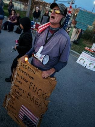 September 26, 2026, Broadview, Illinois, USA: An activist outside the ICE Detention Facility in Broadview, shouting during a speech given at a vigil to mark the one year anniversary of Operation Midway Blitz Broadview USA - ZUMAr170 20260926_znp_r170_016 Copyright: xChrisxRihax