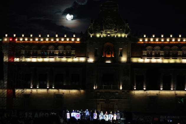 Mexico marks 12 years since disappearance of 43 Ayotzinapa students MEXICO CITY, MEXICO - SEPTEMBER 26: Relatives of the 43 missing students from Ayotzinapa hold images of their loved ones in front of the National Palace during a rally to mark 12 years since the disappearance of the students in Guerrero state, in Mexico City, Mexico on September 26, 2026. Thousands of people took part in a rally marking 12 years since the disappearance of 43 students from Ayotzinapa, Guerrero state, as the government is set to present an updated report on the investigation on Monday. Daniel Cardenas Anadolu Mexico city Mexico. Editorial use only. Please get in touch for any other usage.  Copyright: x2026xAnadoluxDanielxCardenasx