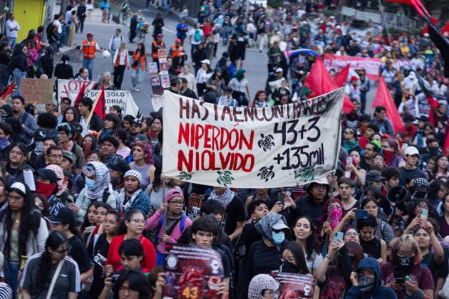 September 26, 2026, Mexico City, Mexico: Families of the 43 students from the Raul Isidro Burgos Rural Teachers College of Ayotzinapa, students and social organizations took part in a march from the Angel of Independence to the Zocalo in Mexico City, marking 12 years since the students disappeared in Iguala, Guerrero. Demonstrators demanded truth and justice. Mexico City Mexico - ZUMAl178 20260926_znp_l178_058 Copyright: xCristianxLeyvax