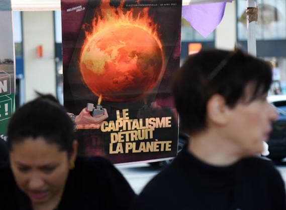 Climate Rally - Paris Following the 8,000 deaths during the heatwaves, a march for the climate, life and social justice brought together several thousand demonstrators in Paris, France on September 26, 2026. Photo by Alain Apaydin ABACAPRESS Paris France  Copyright: xApaydinxAlain ABACAx