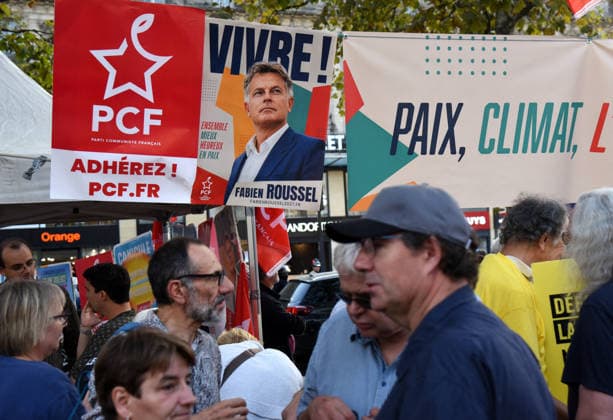 Climate Rally - Paris Following the 8,000 deaths during the heatwaves, a march for the climate, life and social justice brought together several thousand demonstrators in Paris, France on September 26, 2026. Photo by Alain Apaydin ABACAPRESS Paris France  Copyright: xApaydinxAlain ABACAx