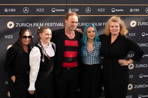 Jeanne Lapoirie, Carmen Walker, Dominik Locher, Mirjam Skal, and Reta Guetg at the premiere of the feature film *Enjoy Your Stay* at the 22nd Zurich Film Festival at Kinokoni in Zurich, September 26, 2026 Foto:xA.xRaemyx xFuturexImagex enjoy_6903
